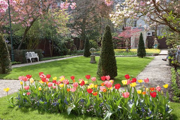 Romantische Gartenreisen in den Niederlanden und Belgien