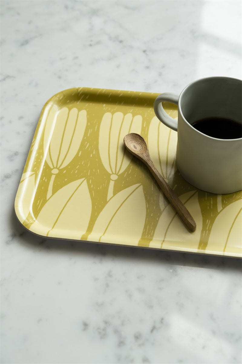 Tablett Krokus im Interieur – skandinavisches Design Fine Little Day