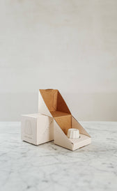 Gugelhupf-Kerzenhalter aus Porzellan - Weiß
