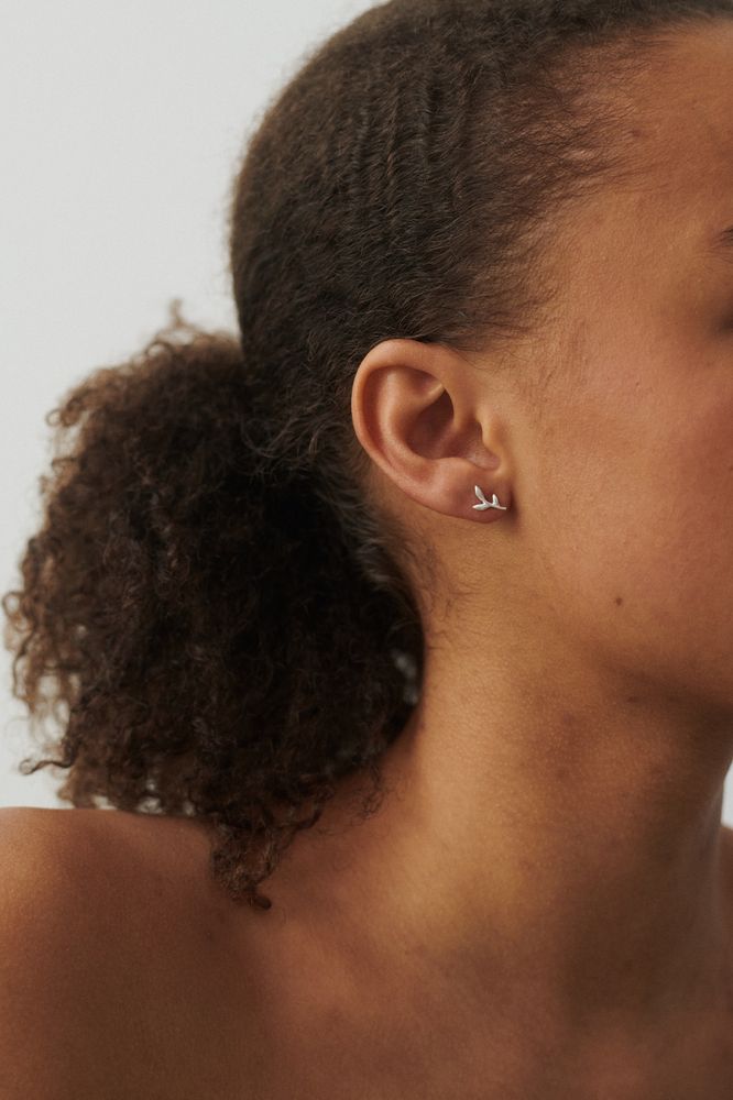 Ohrstecker Crisp - silber