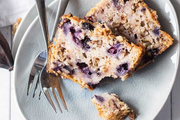 Bananenbrot. Back dich glücklich