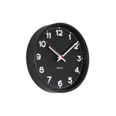 Karlsson Wanduhr „New Classic Small“ – Schrägansicht in Schwarz